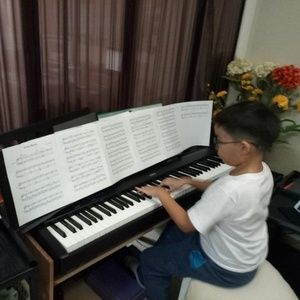 Meet your Posher, Djt